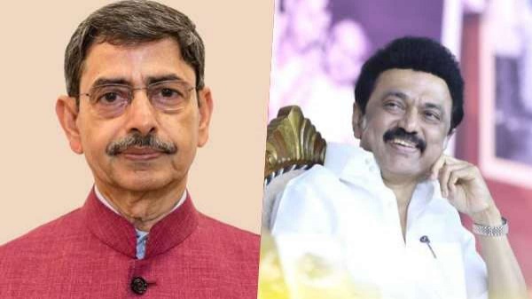ஒரே விமானத்தில் பயணம்