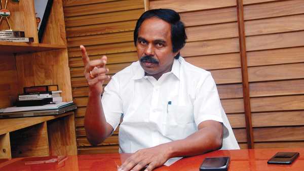 ஆளுநர்
