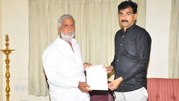 அமைச்சரை சந்தித்த துரை வைகோ