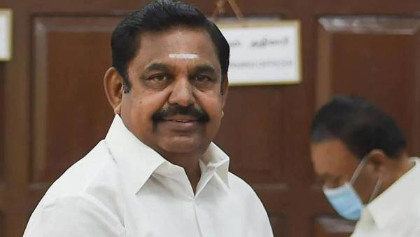 யார் பக்கம்?