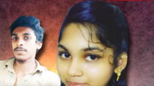 மூஞ்சியிலேயே