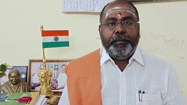 மகள் திருமணம்