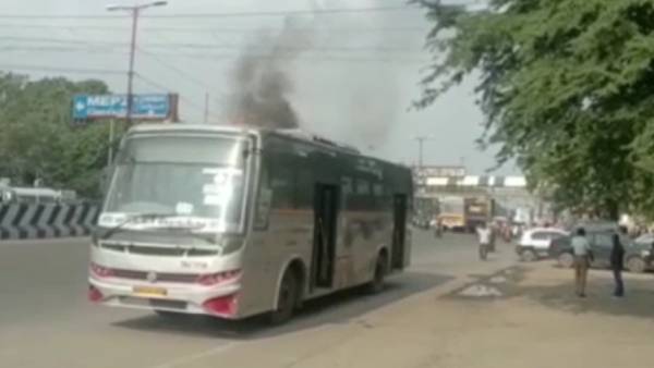 பயணிகள் கூட்டம்