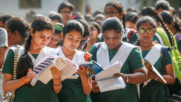 ஆட்சி மாறும், அமைப்பு மாறாது