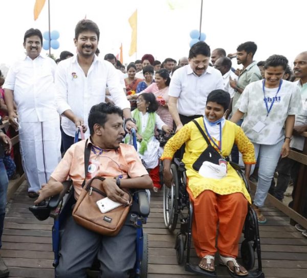 மாற்றுத்திறனாளி அல்லாதவர்கள்