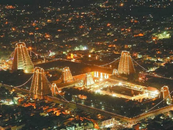 புகைப்படத்துடன் கூடிய அனுமதிச் சீட்டு