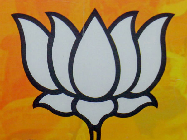 அரசியல் கட்சியின் சின்னம்