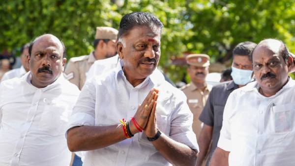 ஓபிஎஸ்ஸும் வைத்திலிங்கமும் கூட்டு
