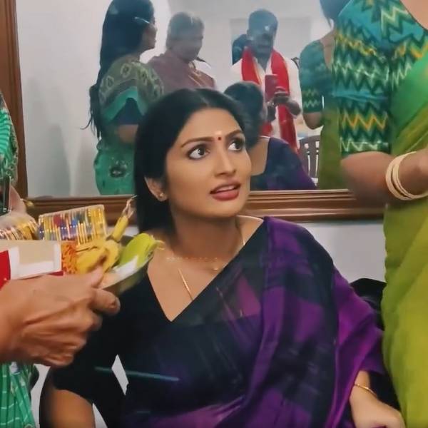 கதாநாயகன் திடீர் மரணம்