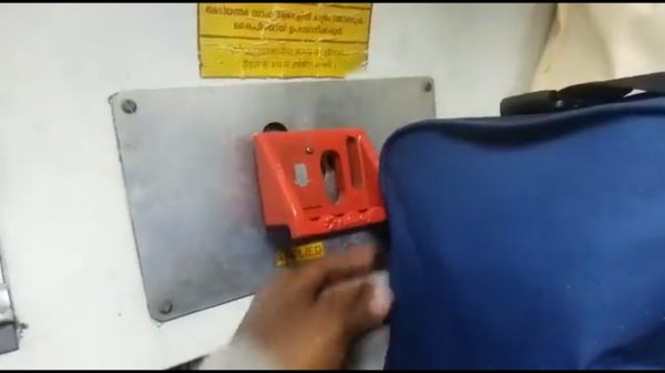 வடமாநில இளைஞர்கள்