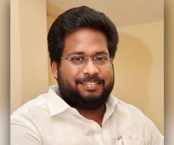 அடுத்தடுத்து சர்ச்சைகள்