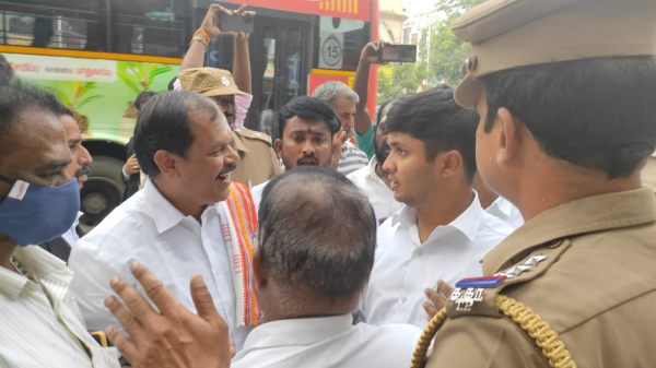 நீதிமன்றத்தில் உத்தரவாதம்