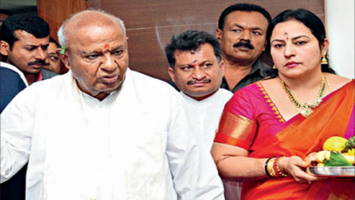 கர்நாடக தேர்தல்.. ரொம்பவே எதிர்பார்த்த தேவகவுடா மருமகள்.. ஸ்ட்ரிக்ட்டாக மறுத்த குமாரசாமி! சீட் இல்லை