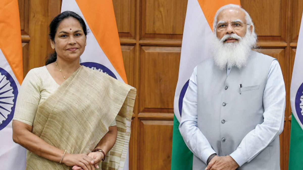 கர்நாடகாவில் 'ஆபரஷேன் லோட்டஸ்' தயாராகிறதா பாஜக?.. மத்திய அமைச்சர் கொடுத்த ரியாக்‌ஷனை பாருங்க 