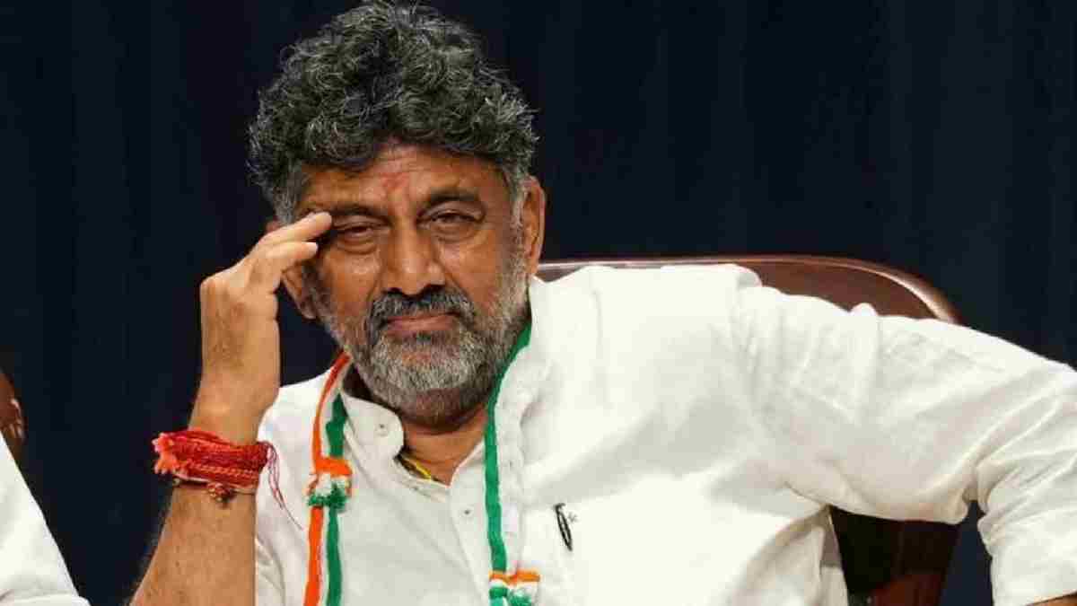 கர்நாடகா: முதல்வர் பதவியில் டிகே சிவக்குமார்... ஒக்கலிகா மடாதிபதிகள் வரிந்து கட்டி ஆதரவு! 