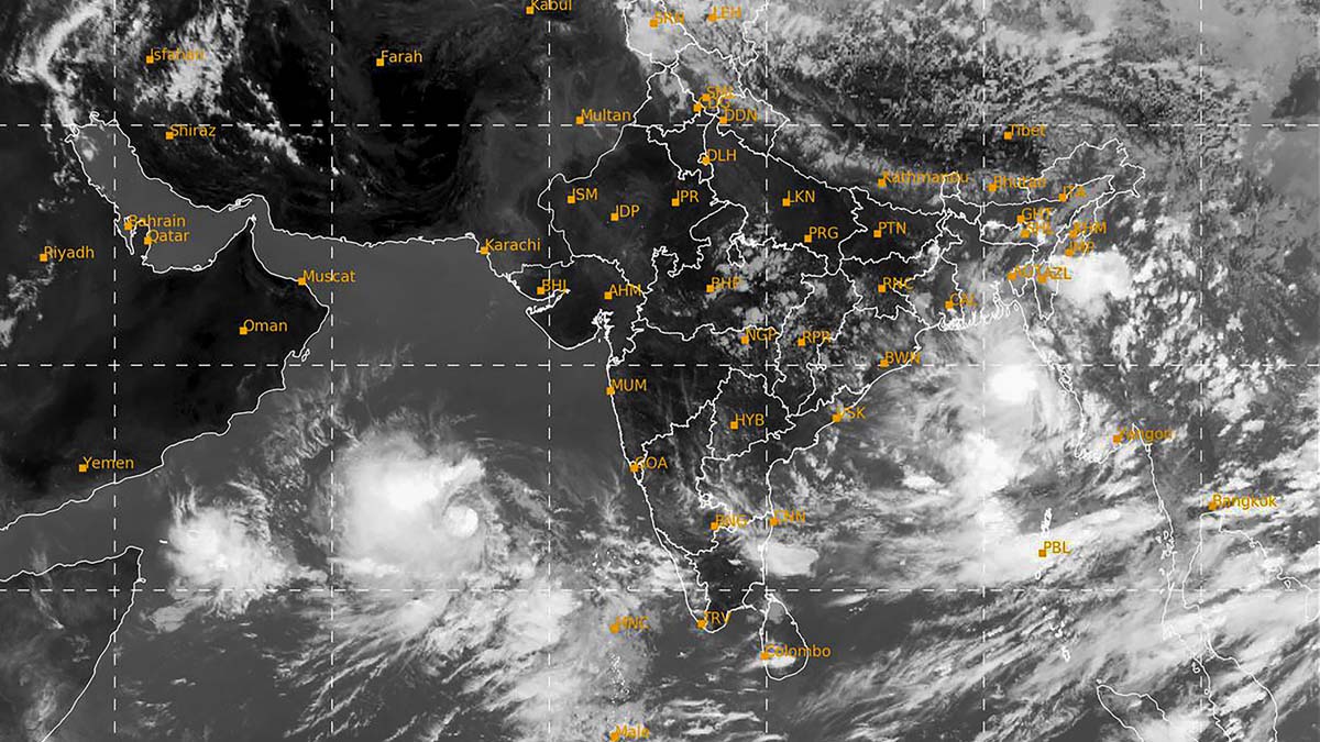 அதி தீவிர புயல் டூ சூப்பர் புயலாக மாறிய பைபர்ஜாய்.. கடலில் வலுவிழக்குமா.. எங்கே கரையை கடக்கும்? 