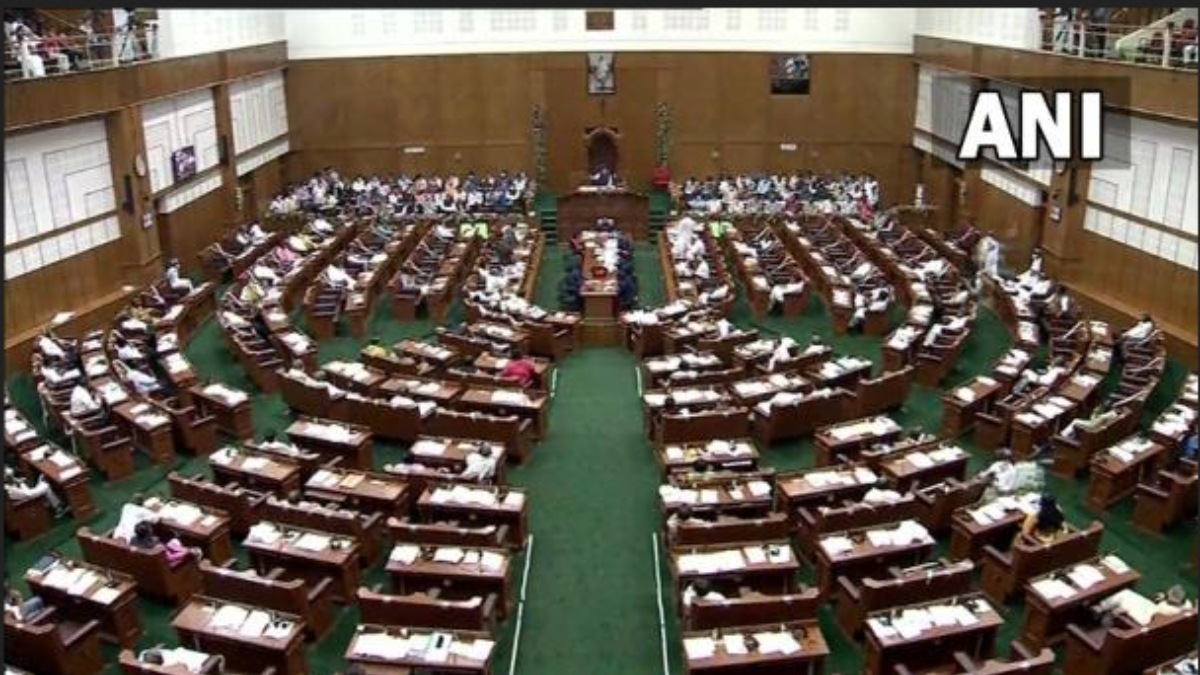 முந்தைய பாஜக அரசு கொண்டு வந்த மதமாற்ற தடை சட்டம் வாபஸ்- கர்நாடகா அமைச்சரவை கூட்டம் அதிரடி முடிவு! 