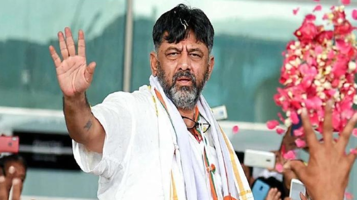 'ஆபரேஷன் சிங்கப்பூர்' - கர்நாடகா காங்கிரஸ் அரசை கவிழ்க்க பாஜக- மஜத கூட்டு சதி- டிகே சிவகுமார் 'ஷாக்' 