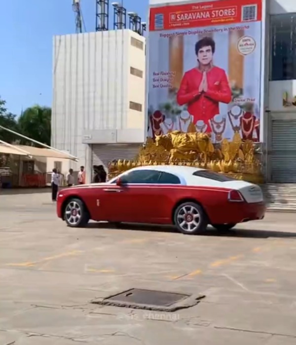 லெஜன்ட் சரவணனுக்கு இத்தனை சொகுசு கார்களா? வீடியோவை பார்த்து எத்தனைனு 45 ...