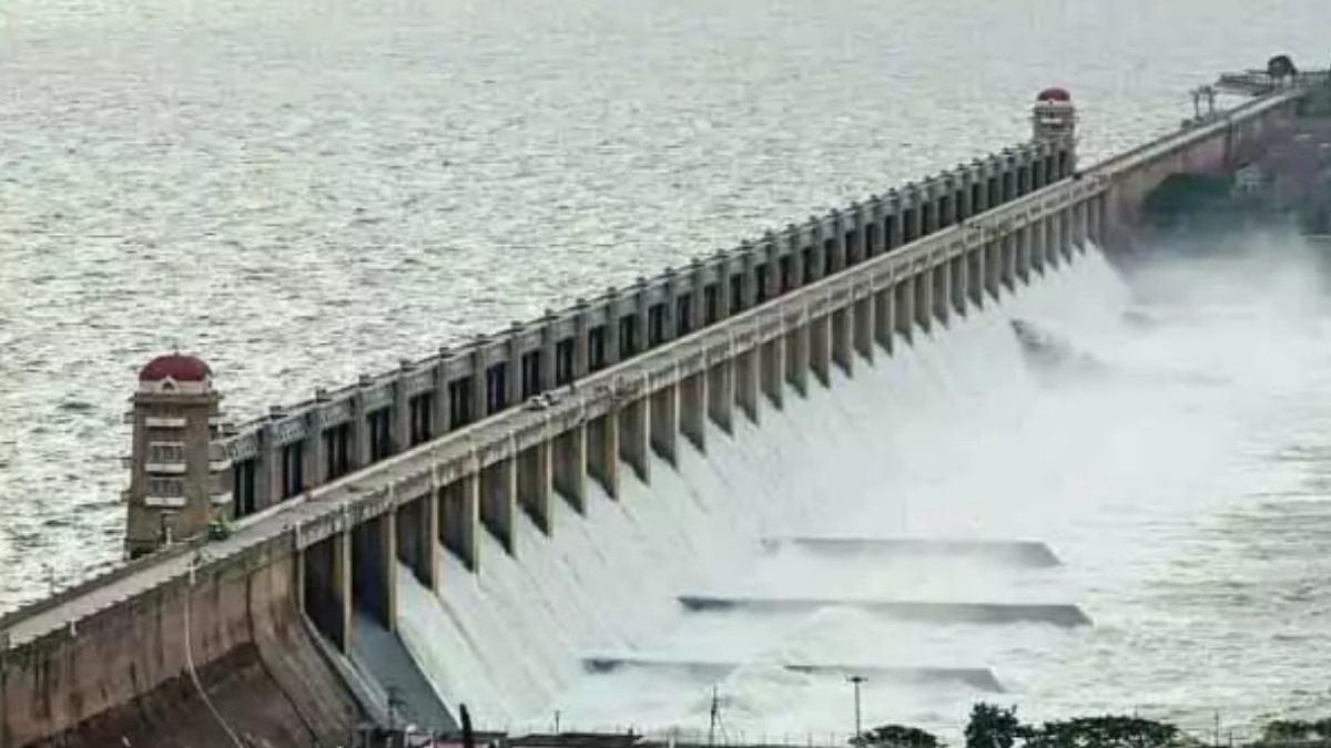 தினமும் கிளம்பி வர்றாங்களே- காவிரி நீரை தமிழ்நாட்டுக்கு தர எதிர்ப்பு: 36-ம் நாள் மண்டியா போராட்டம்!