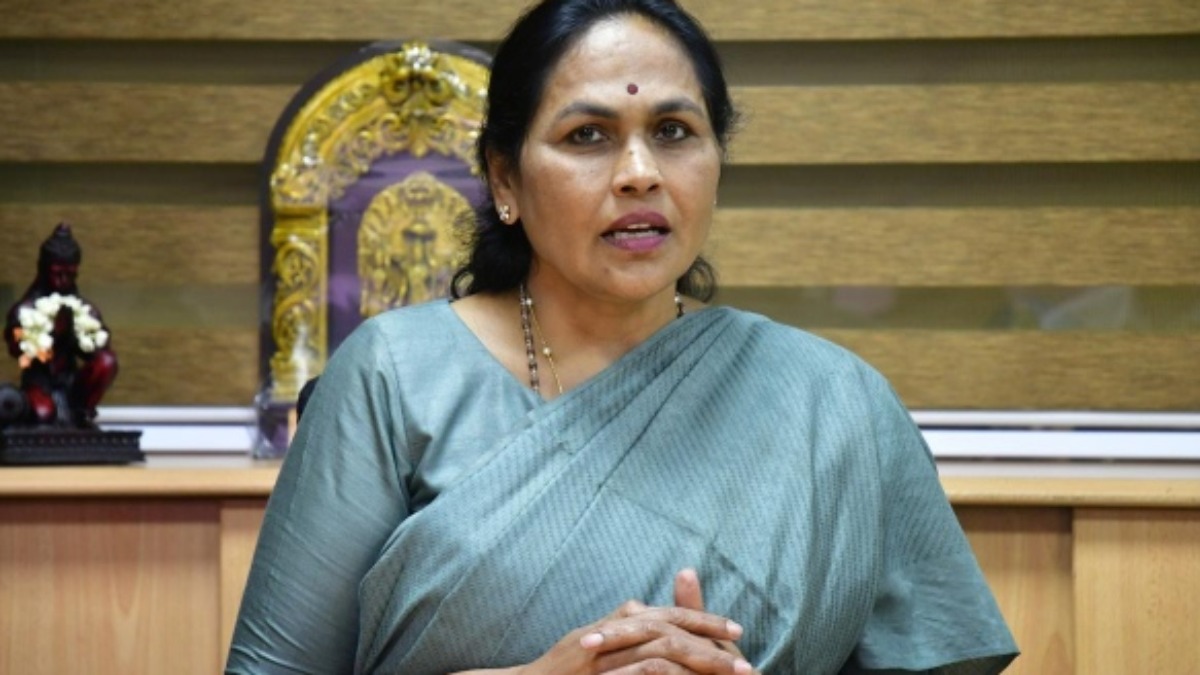  கர்நாடகா பாஜக தலைவராக மத்திய அமைச்சர் ஷோபா? தமிழ்நாட்டுக்கு சிக்னலா? அதிரடிக்கு தயாராகும் டெல்லி?