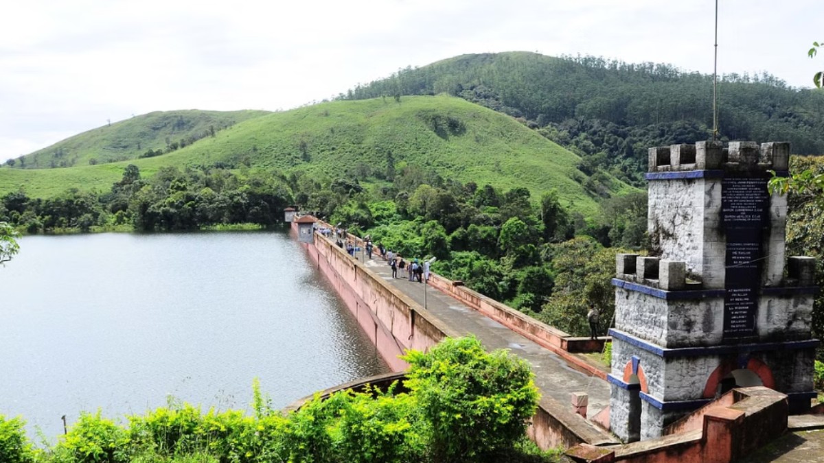 முல்லை பெரியாறு அணை உடைவது போன்ற கிராபிக்ஸ் காட்சி! கேரளாவில் மீண்டும் சேட்டையை காட்டும் விஷமிகள்! 