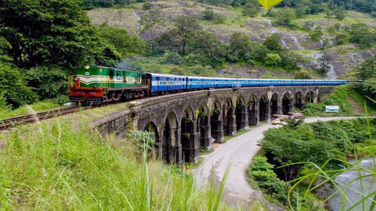  தமிழ்நாடு - கேரளா மக்களுக்கு ஒரு சேர வந்த குட் நியூஸ்..ஸ்வீட் அப்டேட் கொடுத்த தெற்கு ரயில்வே