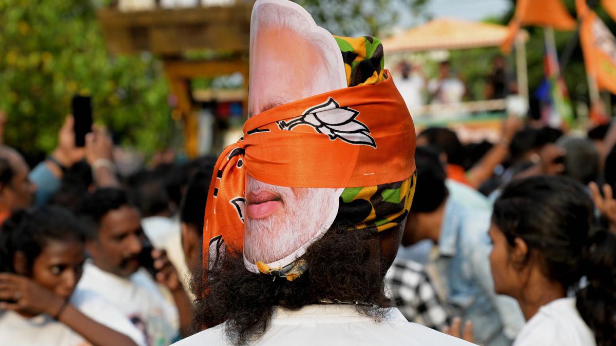சமூக வலைதள பதிவிற்காக பாஜக மீது எப்ஐஆர் போட்ட இந்திய தேர்தல் ஆணையம்.. அதிர வைத்த காங்கிரஸ் 
