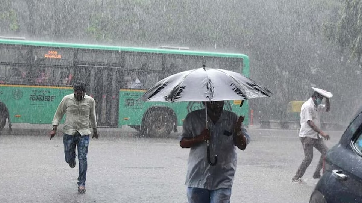 பெங்களூரை மொத்தமாக நனைத்த மழை! உள்ளம் குளிர்ந்த மக்கள்.. 5 மாதங்களுக்கு பிறகு நிம்மதி பெருமூச்சு