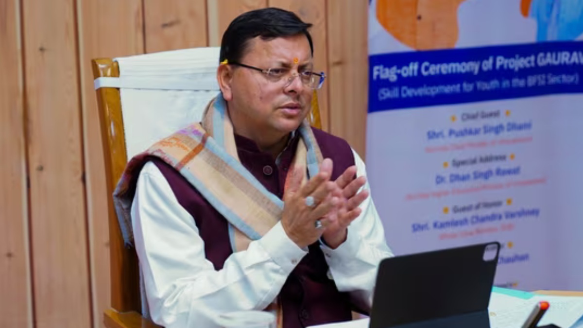 உணவில் எச்சில் துப்பினால் 1 லட்சம் வரை அபராதம்.. சிறை தண்டனை.. உபி பாணியில் உத்தரகாண்ட் அரசு முடிவு 