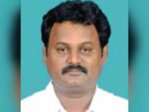 அம்பேத்குமார்