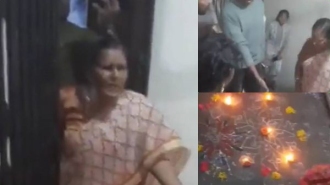 தீபாவளிக்கு கோலம் போட்ட இந்து குடும்பம்.. "இதெல்லாம் ரொம்ப தப்பு!" ஆவேசமான எதிர்வீட்டு கிறிஸ்தவர்கள்