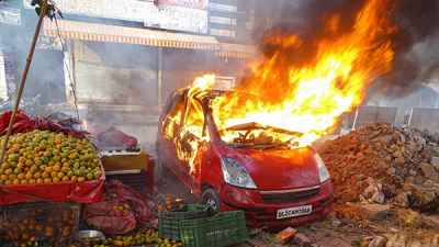 CAA Protest: 5 dead in north east Delhi Clashes CAA Protest: 5 dead in north east Delhi Clashes