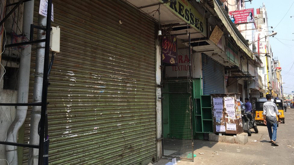 விவசாயிகளுக்கு ஆதரவாக தமிழ்நாடு, புதுச்சேரியில் முழு அடைப்புப் போராட்டம்