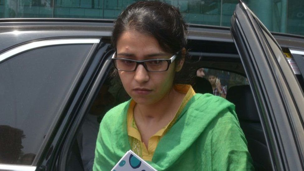 பாகிஸ்தான் ஒரு மரணக்கிணறு, அங்கு செல்வது ஆபத்து: உஜ்மா