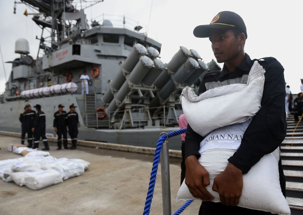 நாளை ஞாயிற்றுக்கிழமை மற்றுமோர் நிவாரண கப்பல் வந்தடையவிருப்பதாக இலங்கைக்கான இந்திய உயர் ஸ்தானிகராலய தகவல்கள் தெரிவிக்கின்றன.