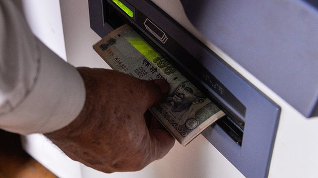 ஏஎடிஎம் இயந்திரங்கள் நிறுவப்பட்டு 50 ஆண்டுகள் நிறைவு