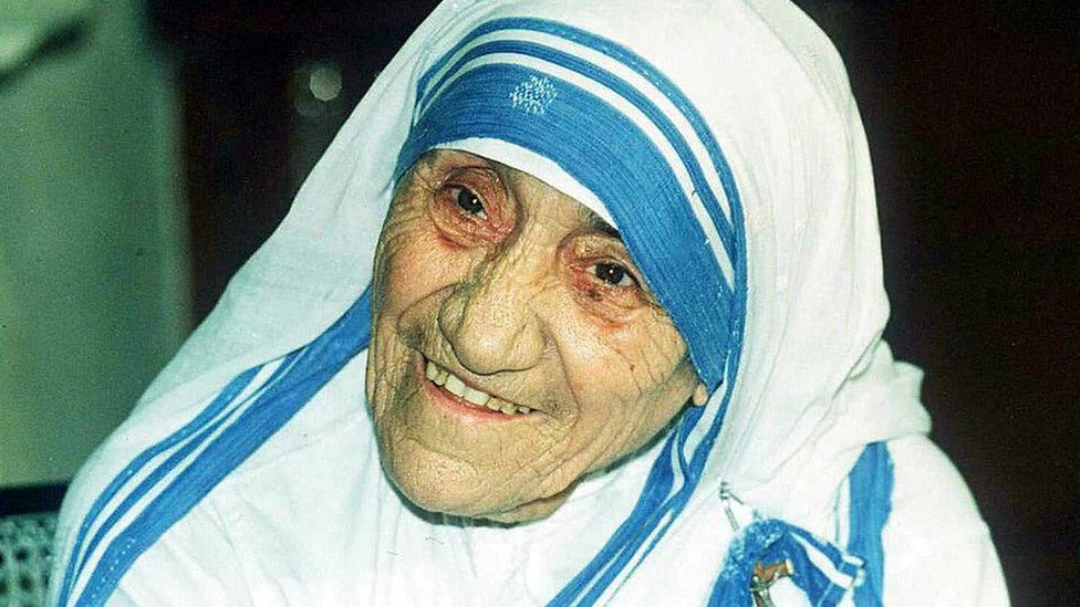 அன்னை தெரசாவின் சீரூடை சேலைக்கு பிராண்ட் அடையாளம்