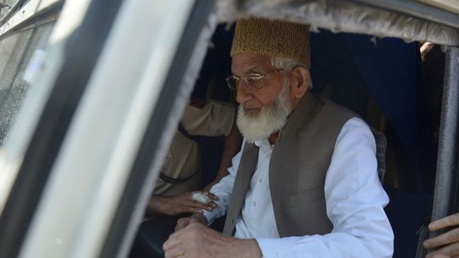 கிலானி குடும்பத்தினரின் சொத்து எவ்வளவு?