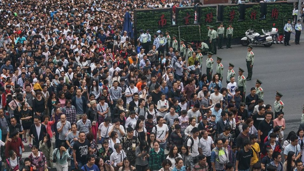 'கெட்சப்'பின் தாயகம் சீனாதான். அதேபோல் காரசாரமான மீன் சாஸும் சீனாவைச் சேர்ந்ததே.