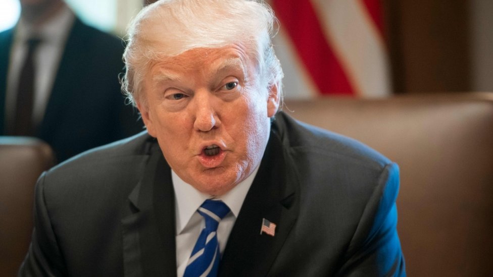 2008-இல் தீவிரவாதத்துக்கு ஆதரவளிக்கும் நாடுகளின் பட்டியலில் இருந்து வட கொரியாவை அப்போதைய அதிபர் ஜார்ஜ் புஷ் நீக்கிய நடவடிக்கையை டிரம்ப் மாற்றியுள்ளார்