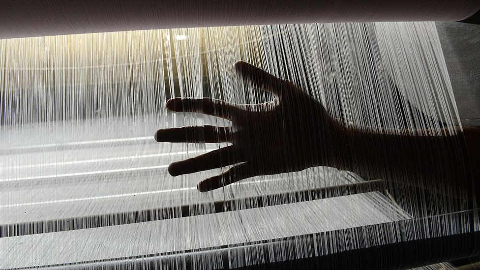 இம்முறை எங்கள் ஆதரவு பா.ஜ.கவுக்கு இல்லை: கொதிக்கும் சூரத்தின் பெண் தையல் கலைஞர்கள்