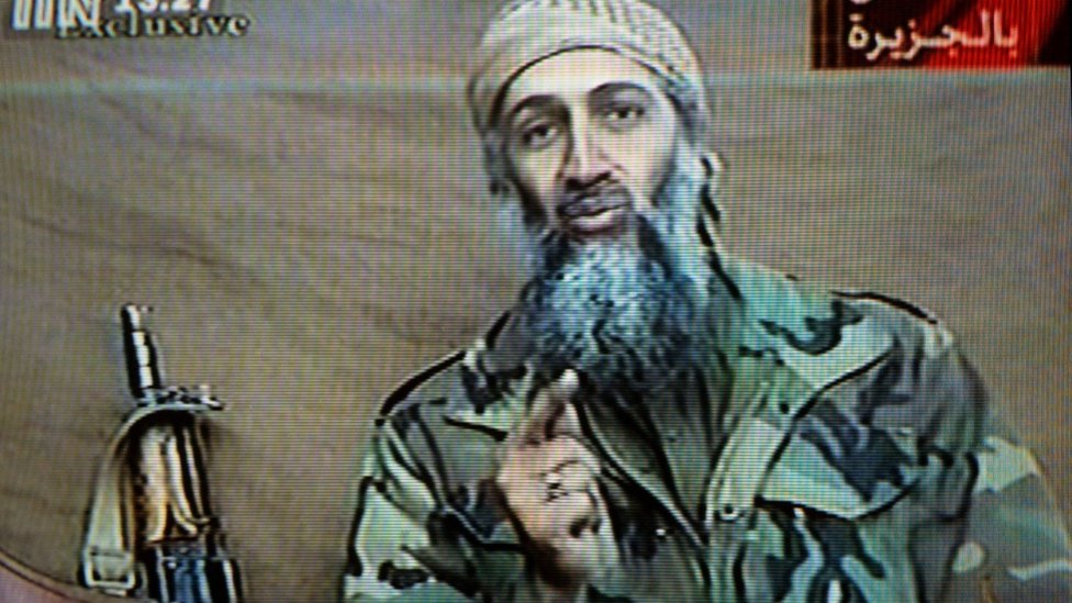 ''ஒசாமா பின்லேடனை மூன்றுமுறை துப்பாக்கியால் சுட்டேன்''