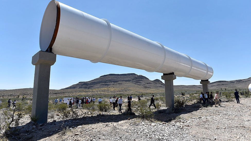 சென்னையிலிருந்து பெங்களூருவுக்கு 20 நிமிடம்தான்! - எப்படி செயல்படுகிறது ஹைப்பர்லூப் தொழில்நுட்பம்?