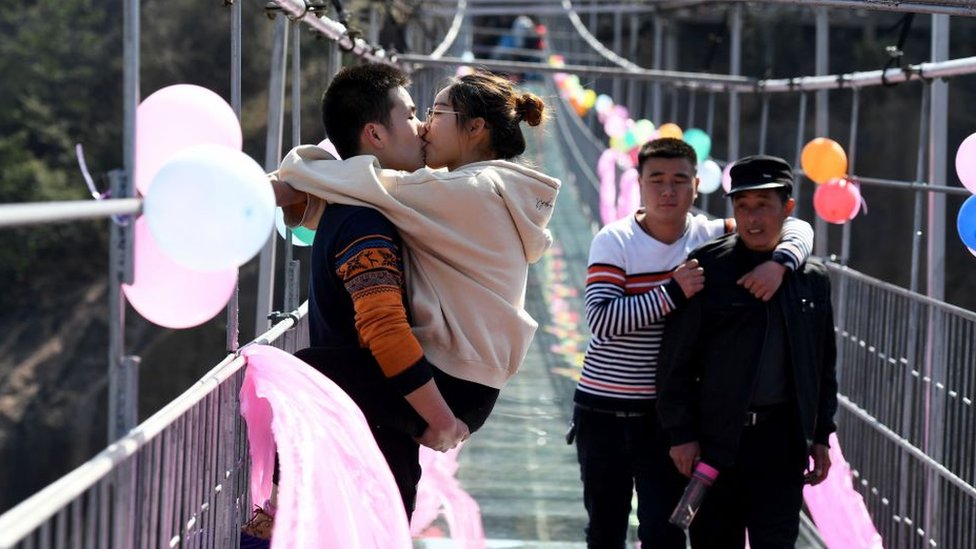 காதல் நோயின் அறிகுறிகள் என்ன?