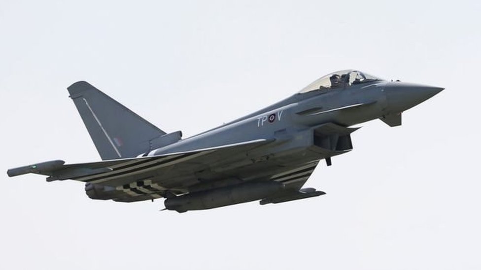 48 டைஃபூன்