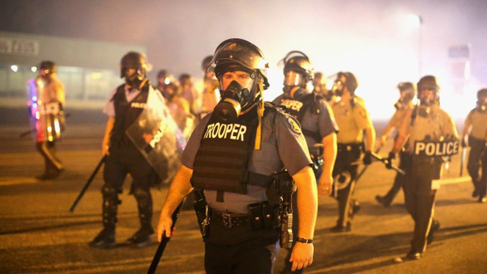 வேலைநிறுத்தம் செய்த போலீசார்!