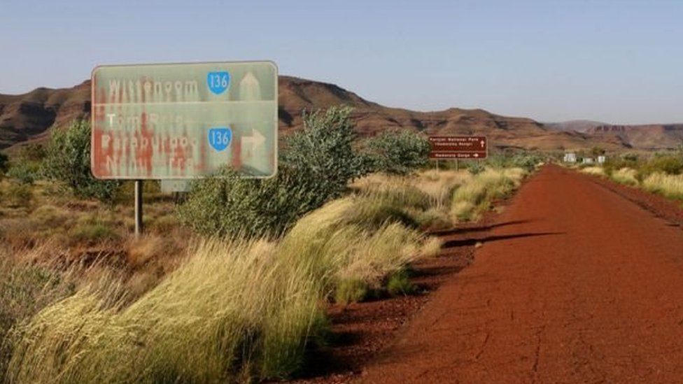 பிசாசு நகரம்: எச்சரிக்கும் அரசு, செல்ல துடிக்கும் மக்கள்