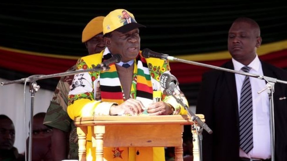 வெள்ளையர்களிண் நிலம் வெள்ளையருக்கே - உறுதி அளித்த அதிபர்