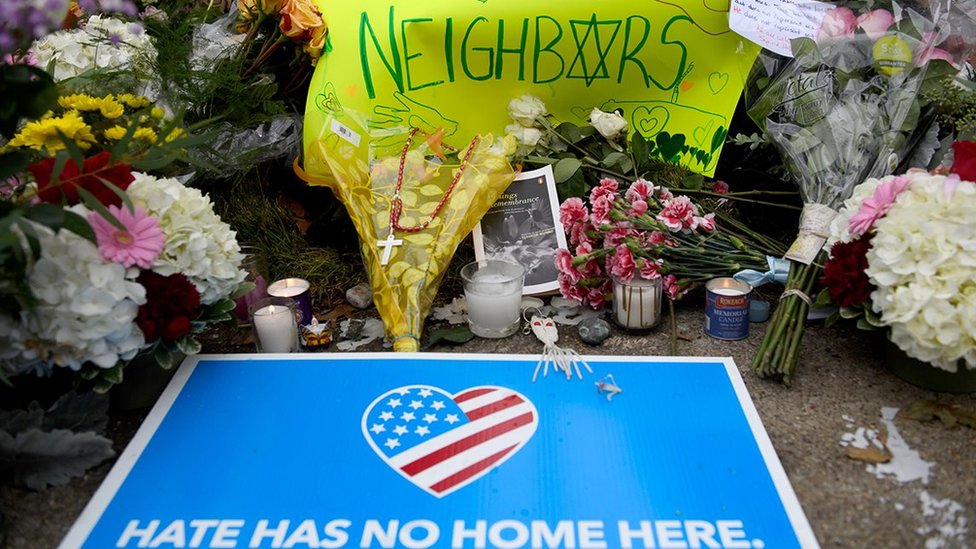 எல்லா யூதர்களையும் கொல்லவிரும்பிய துப்பாக்கிதாரி